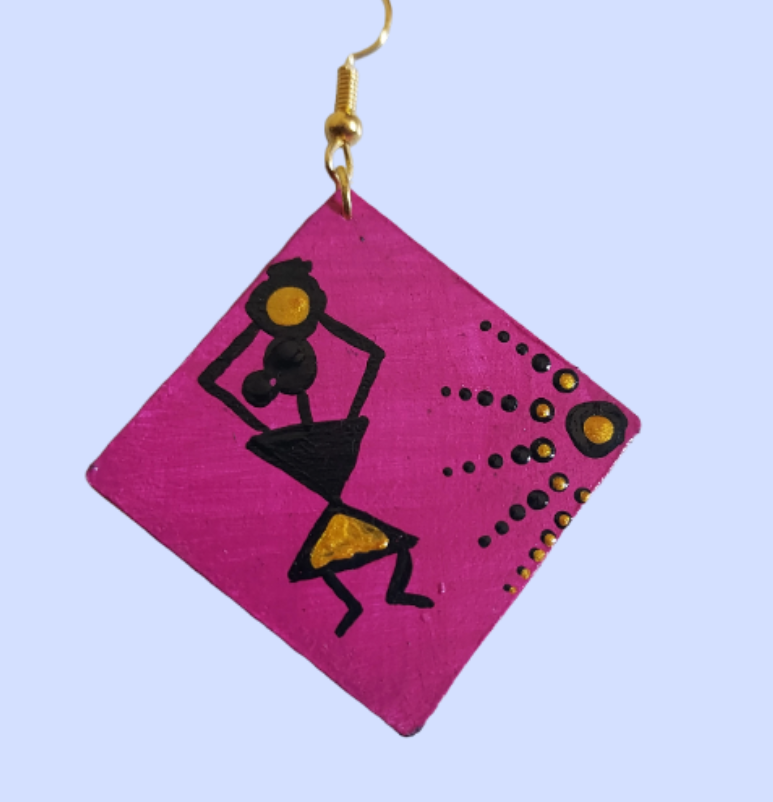 Ear Ring With Latest Pattern Pink Color Ear Ring With Latest Pattern Pink Color